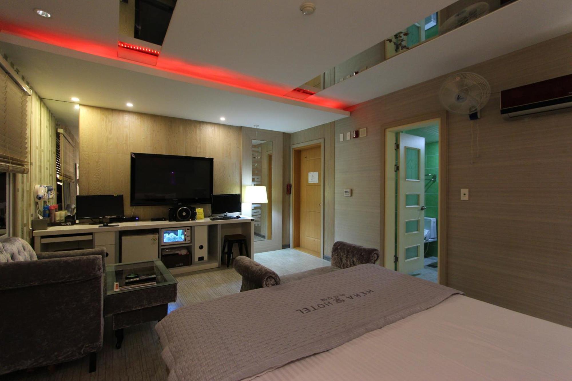 Hera Hotel Daegu Room photo